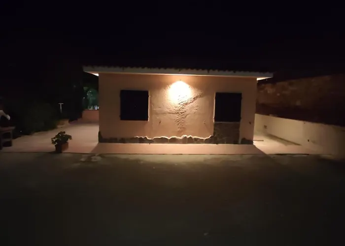 A Due Passi Dal Mare - Goelba