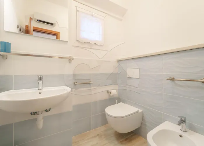 Villa A Due Passi Dal Mare - Goelba