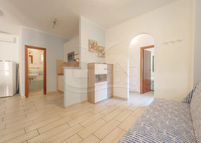 A Due Passi Dal Mare - Goelba