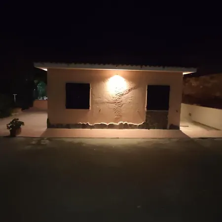 A Due Passi Dal Mare - Goelba